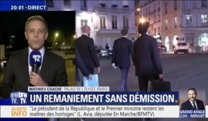 En sortant de la "French tech", Emmanuel Macron rentre à pied à l'Élysée