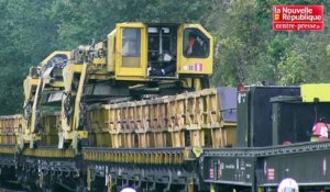 VIDEO. Saint-Julien-l'Ars : un train usine remplace les 12 km de voie ferrée entre Jardres et Mignaloux-Beauvoir
