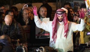 Hommage à Khashoggi devant le consulat saoudien à Istanbul