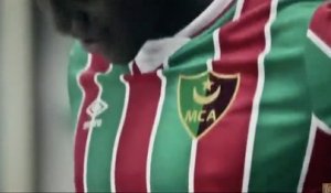 Umbro présente le nouveau maillot du Mouloudia Club d'Alger