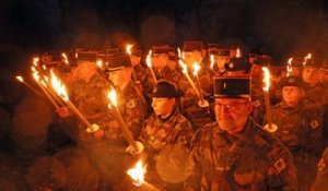 Centenaire de l'Armistice au Harmannswillerkopf : une émouvante cérémonie militaire aux flambeaux