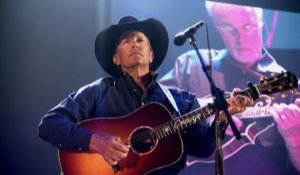 George Strait - Living For The Night