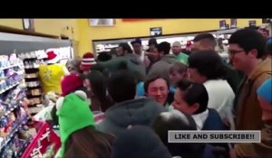 Black Friday : les pires scènes de foules dans les supermarchés aux Etats-Unis