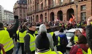 Strasbourg : les gilets jaunes se rallient à une manifestation de la CGT