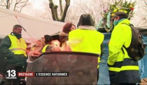 "Gilets jaunes" : rationnement de carburant en Bretagne