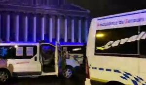 Blocage surprise de plusieurs centaines d’ambulanciers devant l’Assemblée Nationale