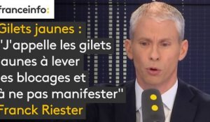 "J'appelle les gilets jaunes à lever les blocages et à ne pas manifester" (Franck Riester, ministre de la Culture)