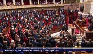 Attaque à Strasbourg: Regardez la minute de silence qui s'est déroulée cet après-midi à l'Assemblée nationale - VIDEO