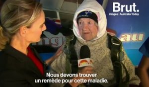 Centenaire, elle saute en parachute pour la bonne cause