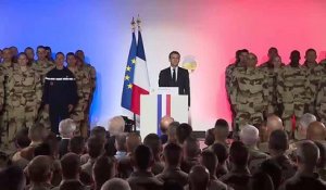 Au Tchad, un militaire tombe s'évanouit après le discours d'Emmanuel Macron