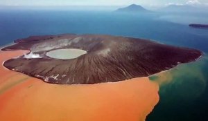 Les images aériennes du volcan Krakatau en indonésie : sublime