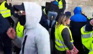 Avignon : les gilets jaunes pénètrent dans le centre-ville