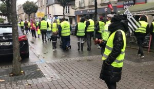 55 gilets jaunes défilent à Châteaubriant ce 27 janvier 2019