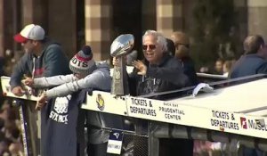 Boston célèbre la victoire des Patriots au Super-Bowl
