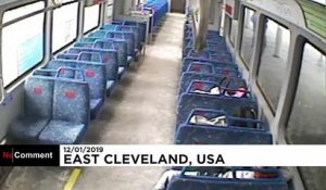 USA : Il laisse son bébé dans le wagon pour fumer une cigarette, le métro part sans lui