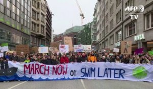 Hambourg: des jeunes marchent pour le climat avec Greta Thunberg