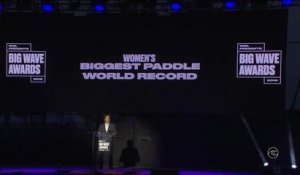 Adrénaline - Surf : Women's Biggest Paddle World Record Holder - Andrea Moller