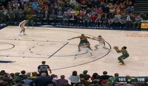 Play of the Day : Donovan Mitchell