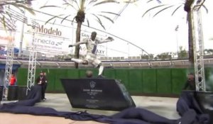 MLS : Beckham dévoile sa statue à Los Angeles