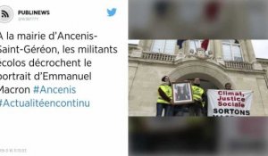 À la mairie d’Ancenis-Saint-Géréon, les militants écolos décrochent le portrait d’Emmanuel Macron