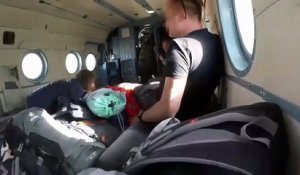 Un hélicoptère qui ce crash filmé de l'intérieur par un touriste