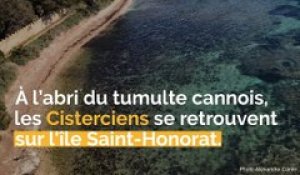 Découvrez comment se passe une journée à l'abbaye de Lérins sur l'île Saint-Honorat