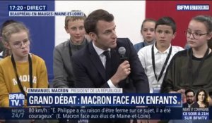 Emmanuel Macron face aux enfants: "Les choix qu'on fait aujourd'hui, vous allez les vivre en tant qu'adulte"