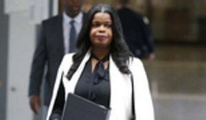 Chicago Prosecutor Facing Criticism Over Handling of Jussie Smollett, R. Kelly Cases | THR News
