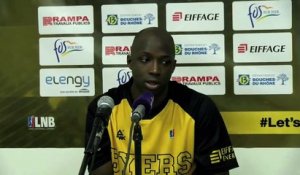 Abdoulaye M'Baye arrière de Fos après la défaite contre Levallois