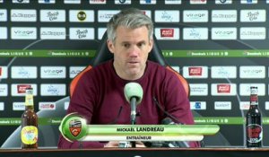 La réaction de Mickaël Landreau après FC Lorient - Béziers (3-1) 18-19