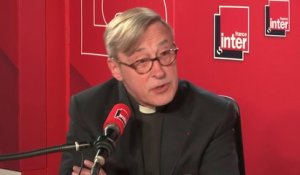 Mgr Patrick Chauvet : "Les vitraux sont sur place, une rosace va peut-être devoir être démontée, certains tableaux ont pu être sauvés, ils sont à la mairie de Paris"