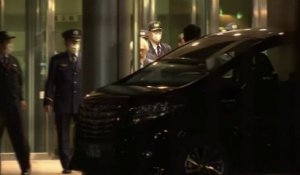 Les image de Carlos Ghosn quittant le centre de détention de Tokyo après avoir été libéré sous caution