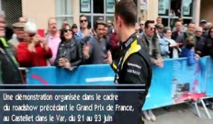 Une Formule 1 dans les rues de Châteaurenard