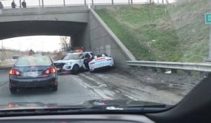 Ce chauffard en fuite percute une voiture de police avec une Porsche volée