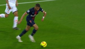 Paris Saint-Germain - Dijon FCO : Le geste technique de Kylian Mbappé