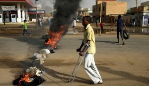 Au Soudan, la junte accepte de négocier avec la rue
