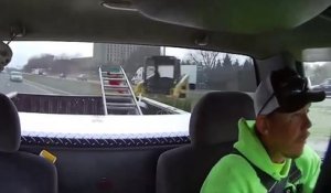 Il perd le contrôle de sa remorque à 80 km/h sur l'autoroute