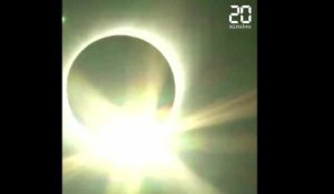 Spectaculaire éclipse totale de soleil au-dessus du Chili