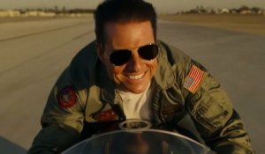 Tom Cruise crée la surprise en dévoilant la bande-annonce de « Top Gun : Maverick »