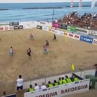 Le but de l'été en beach soccer