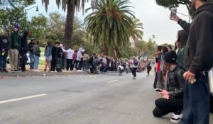 Des skateurs envahissent San Francisco le temps d'une journée
