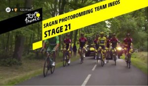 Sagan photobombe le Team Ineos / Sagan Photobombing Team Ineos - Étape 21 / Stage 21 - Tour de France 2019