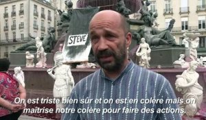 Nantes: du faux sang et des brassards noirs en hommage à Steve