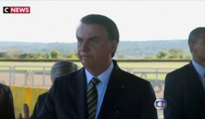 Amazonie : Jair Bolsonaro exige que Macron «retire ses insultes» avant de discuter de l'aide du G7