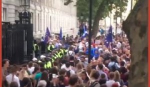 Brexit: après la suspension du Parlement, les Britanniques descendent dans la rue contre Johnson