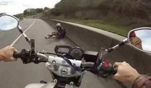 Un motard se fait éjecter de sa moto à 180kmh sur l'autoroute et s'en sort sans une égratignure