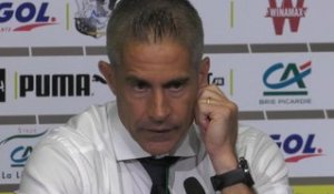 e j. - Sylvinho "frustré" après le nul