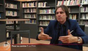 PMA : pour ou contre, duel de philosophes entre Raphaël Enthoven et Pierre Le Coz