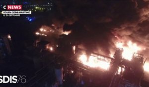 Un mois après l'incendie de l'usine Lubrizol à Rouen, des questions demeurent