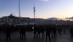 Marseille. Le cortège est arrivé devant la mairie